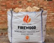 Kiln dried bulk bag of kiln dried hardwood logs