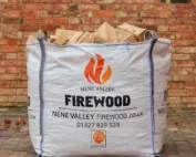 Kiln dried bulk bag of kiln dried hardwood logs