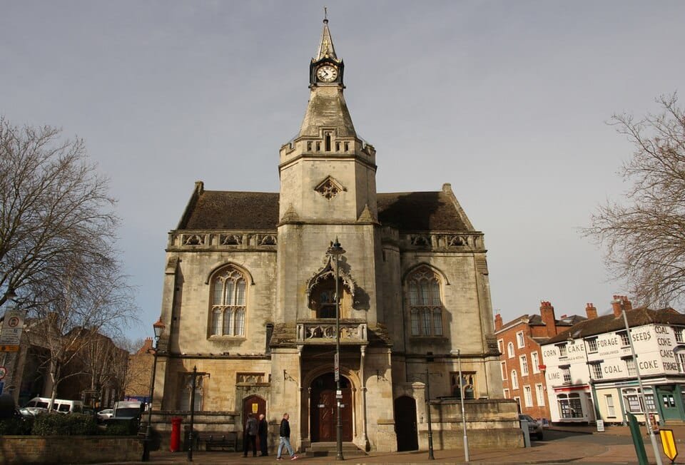 960px-Banbury_Town_Hall_-_geograph.org.uk_-_4408251